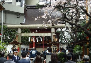 【Ｎｅｗｓで一枚】兜神社の春の祭礼